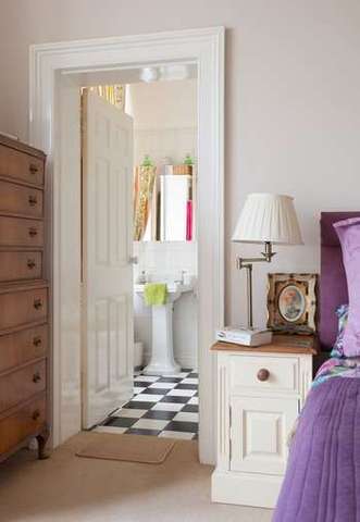  Image of 4 bedroom End of Terrace for sale in Kent Road Southsea PO5 at Southsea Hampshire, PO5 3EL