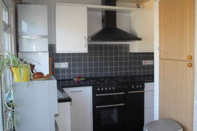  Image of 3 bedroom Terraced house for sale in Southwood Drive Tolworth Surbiton KT5 at Tolworth Surbiton Surrey, KT5 9PL