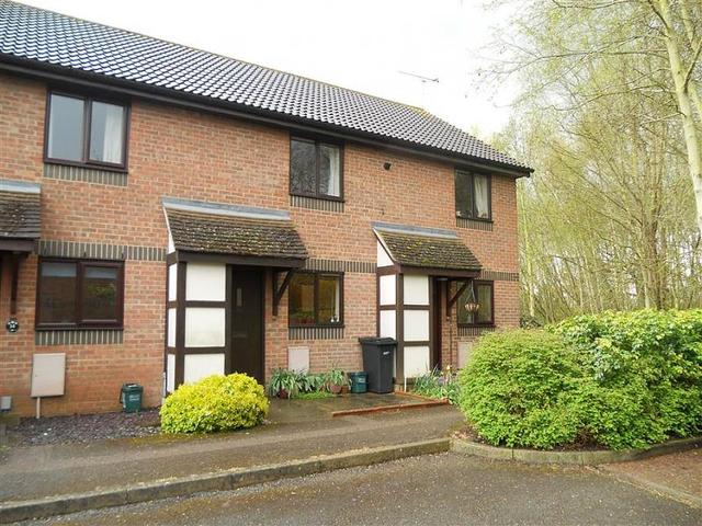  Image of 2 bedroom Terraced house to rent in Spenlove Close Abingdon OX14 at Abingdon-on-Thames, OX14 1YE