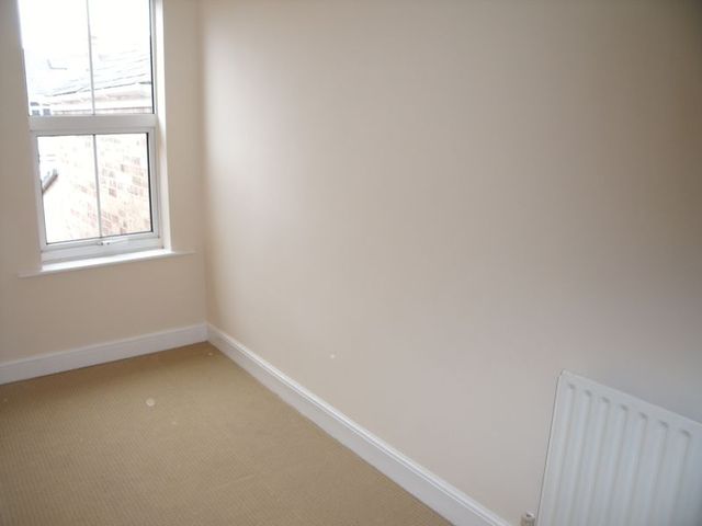  Image of 4 bedroom Terraced house to rent in St. Augustine Street Taunton TA1 at St Augustine Street  Taunton, TA1 1QH