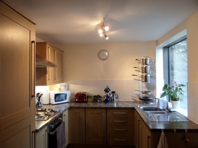  Image of 2 bedroom Flat to rent in St. Johns Road Corstorphine Edinburgh EH12 at Corstorphine Edinburgh Edinburgh, EH12 6NZ