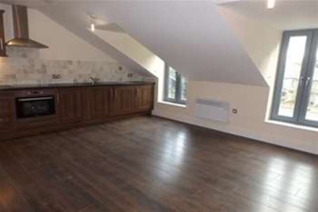  Image of 1 bedroom Flat to rent in Crawshaw Road Pudsey LS28 at Pudsey, LS28 7UB