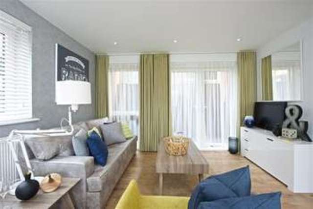  Image of 2 bedroom Flat for sale in High Street St. Mary Cray Orpington BR5 at Orpington, BR5 3NH