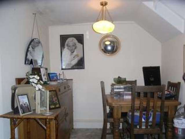  Image of 1 bedroom Property for sale in St. Wilfrids Road New Barnet Barnet EN4 at St. Wilfrids Road  Barnet, EN4 9SB