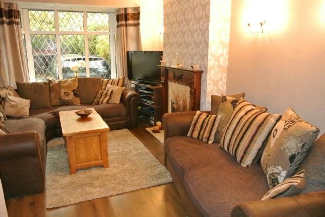  Image of 4 bedroom Detached house for sale in Stapleford Road Trowell Nottingham NG9 at Stapleford Road  Trowell, NG9 3QG