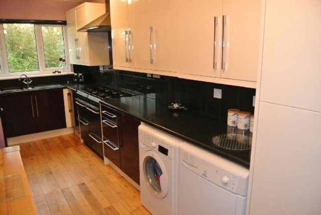  Image of 4 bedroom Detached house for sale in Stapleford Road Trowell Nottingham NG9 at Stapleford Road  Trowell, NG9 3QG