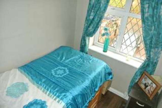  Image of 4 bedroom Detached house for sale in Stapleford Road Trowell Nottingham NG9 at Stapleford Road  Trowell, NG9 3QG