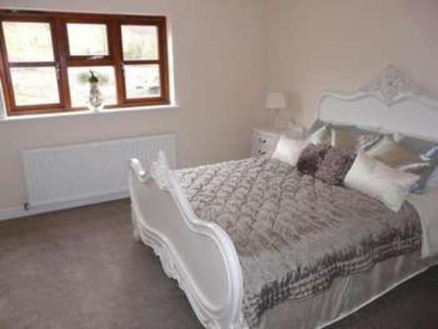  Image of 4 bedroom Semi-Detached house for sale in Station Road Oxenhope Keighley BD22 at Oxenhope Keighley Oxenhope, BD22 9HR
