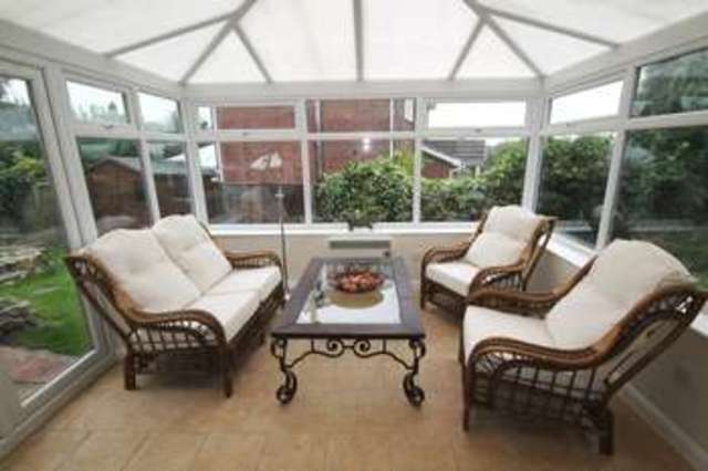  Image of 4 bedroom Detached house for sale in Staunton Close Castle Donington Derby DE74 at Castle Donington Castle Donington Derbyshire, DE74 2XA
