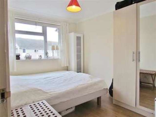  Image of 3 bedroom Semi-Detached house to rent in Stockey End Abingdon OX14 at Abingdon, OX14 2NF