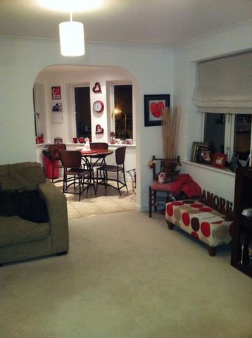 Image of 2 bedroom Flat to rent in Stratford Gardens Bromsgrove B60 at Stratford Gardens  Bromsgrove, B60 1EU