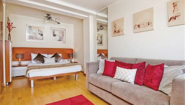  Image of Flat to rent in Old Brompton Road London SW7 at Old Brompton Road  London, SW7 3RU