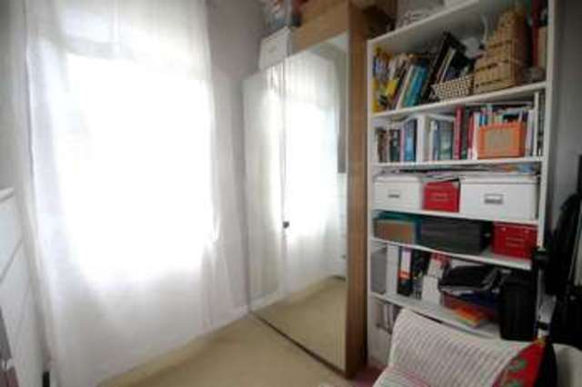  Image of 2 bedroom Cottage to rent in Sultan Street Beckenham BR3 at Beckenham Kent Beckenham, BR3 4QS