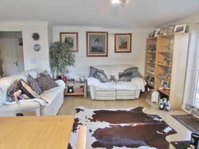  Image of 2 bedroom Flat for sale in Smiths Wharf Wantage OX12 at Smiths Wharf Limborough Road Wantage, OX12 9GT
