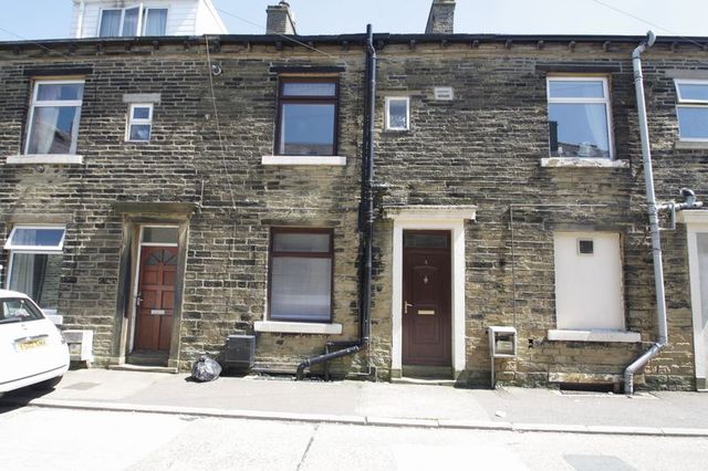  Image of 2 bedroom Detached house to rent in Thackray Street Halifax HX2 at Thackray Street  Halifax, HX2 0AT