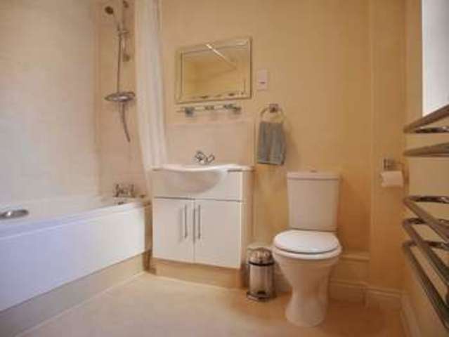  Image of 1 bedroom Flat for sale in Thames View Abingdon OX14 at Abingdon, OX14 3ZD
