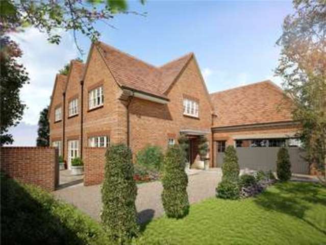  Image of 5 bedroom Detached house for sale in Wood Lane Stanmore HA7 at Wood Lane Stanmore Stanmore, HA7 4LJ