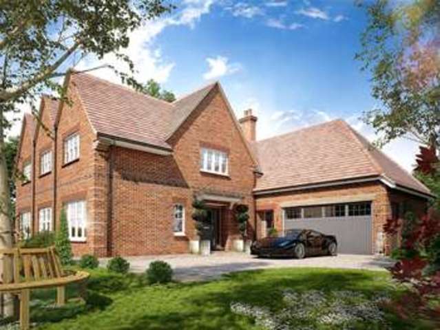  Image of 5 bedroom Detached house for sale in Wood Lane Stanmore HA7 at Wood Lane Stanmore Stanmore, HA7 4LJ