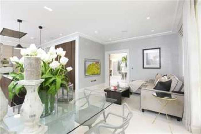  Image of 5 bedroom Detached house for sale in Wood Lane Stanmore HA7 at Wood Lane Stanmore Stanmore, HA7 4LJ