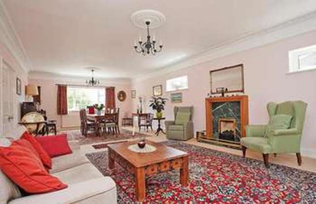  Image of 5 bedroom Detached house for sale in The Old Pound Wootton Abingdon OX13 at Wootton  Abingdon, OX13 6BQ