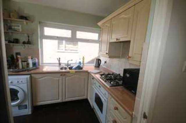  Image of 3 bedroom Semi-Detached house for sale in The Paddock Portishead Bristol BS20 at The Paddock Portishead Bristol, BS20 6QX