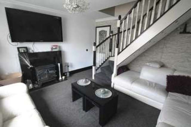  Image of 4 bedroom Detached house for sale in The Spinney Castle Donington Derby DE74 at Castle Donington Castle Donington Derbyshire, DE74 2PZ