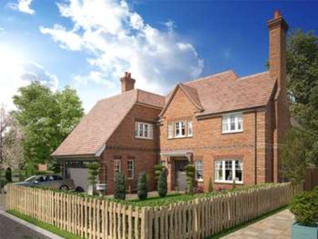  Image of 5 bedroom Detached house for sale in Wood Lane Stanmore HA7 at Wood Lane Stanmore Stanmore, HA7 4LJ