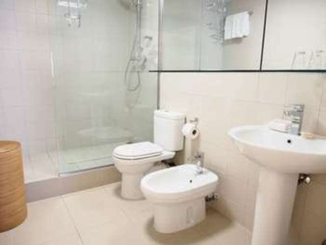  Image of 3 bedroom Flat to rent in Kensington High Street London W8 at Kensington High Street  London, W8 6EL