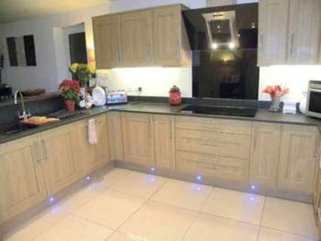  Image of 4 bedroom Detached house for sale in Toton Lane Stapleford Nottingham NG9 at Toton Lane  Stapleford, NG9 7HB