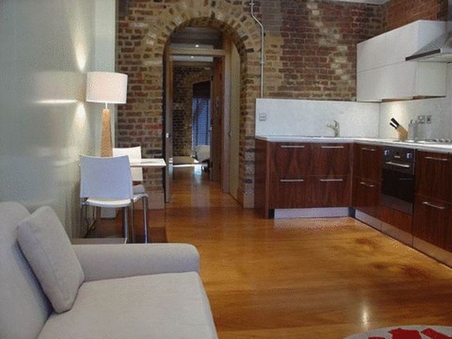  Image of 1 bedroom Flat to rent in Tanner Street London SE1 at Tower Bridge Road 1 Bedroom Apartment London, SE1 3LF
