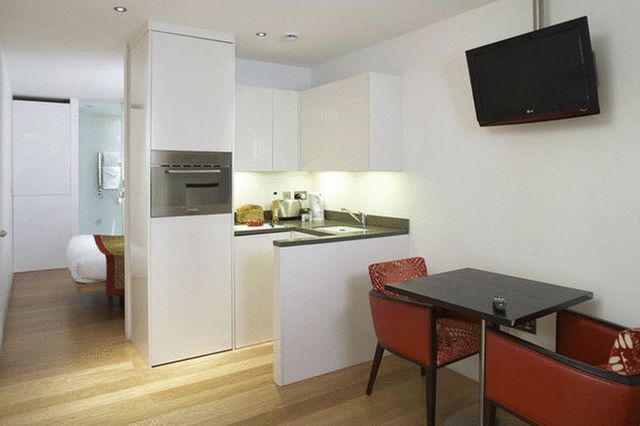  Image of Flat to rent in Tanner Street London SE1 at Tower Bridge Road Studio Apartment London, SE1 3LF