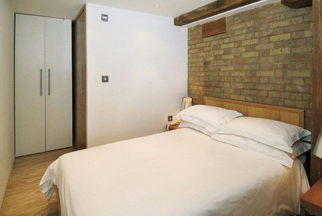  Image of Flat to rent in Tanner Street London SE1 at Tower Bridge Road  London, SE1 3LF