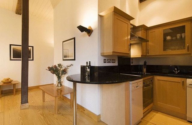  Image of 2 bedroom Flat to rent in Tanner Street London SE1 at Tower Bridge Road Two Bedroom Apartment Bermondsey, SE1 3LF