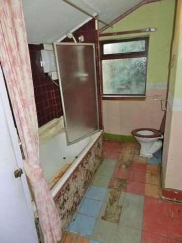  Image of 2 bedroom Terraced house for sale in Trafalgar Terrace Long Eaton Nottingham NG10 at Trafalgar Terrace  Long Eaton, NG10 1GP