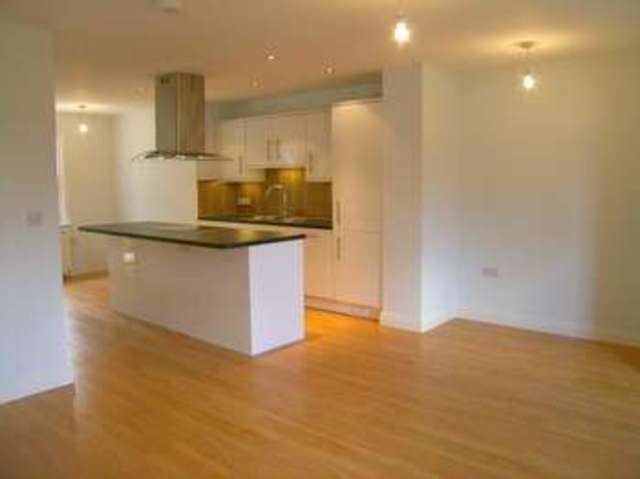  Image of 2 bedroom Semi-Detached house to rent in Reading Road Lower Basildon Reading RG8 at Reading Road Lower Basildon Reading, RG8 9NN