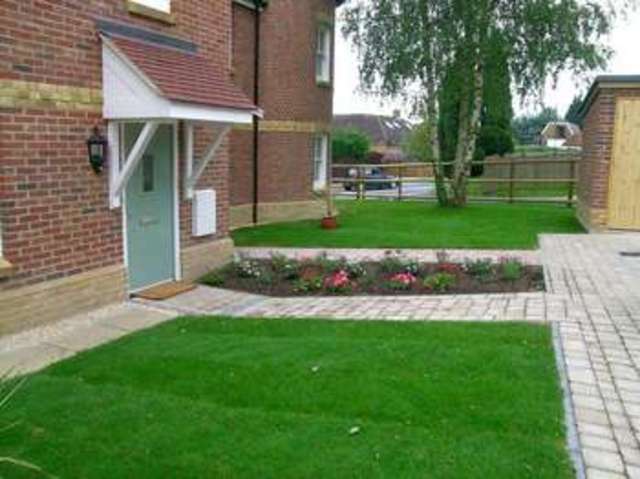  Image of 2 bedroom Semi-Detached house to rent in Reading Road Lower Basildon Reading RG8 at Reading Road Lower Basildon Reading, RG8 9NN