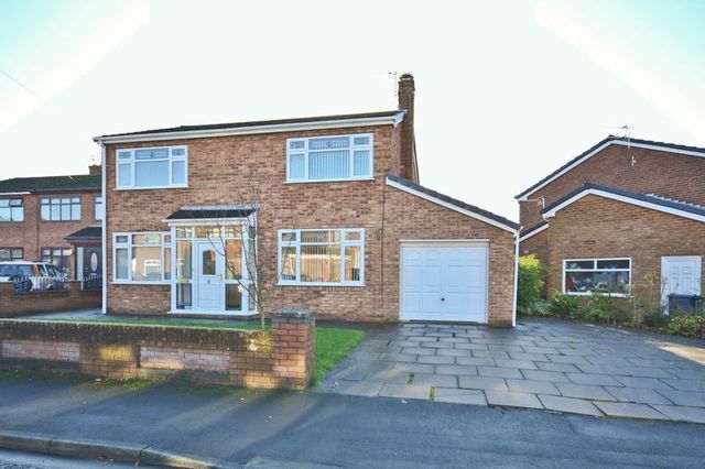  Image of 4 bedroom Detached house for sale in Trent Close Burscough Ormskirk L40 at Trent Close Burscough Burscough Bridge, L40 4LG