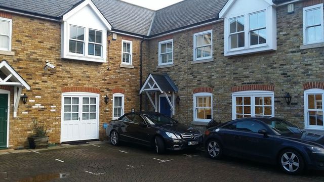  Image of Property for sale in St. Johns Road Hampton Wick Kingston upon Thames KT1 at St Johns Mews  kingston, KT1 4AN