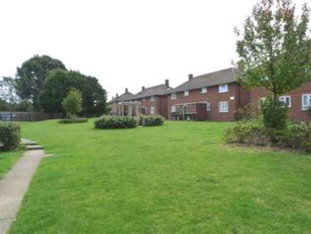  Image of 3 bedroom Flat for sale in Upper Elmers End Road Beckenham BR3 at Beckenham  Eden Park, BR3 3EQ