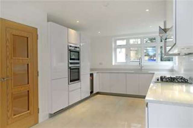  Image of 2 bedroom Apartment for sale in Uxbridge Road Stanmore HA7 at Stanmore  Stanmore, HA7 3LG