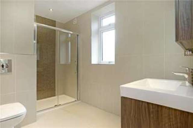  Image of 2 bedroom Apartment for sale in Uxbridge Road Stanmore HA7 at Stanmore  Stanmore, HA7 3LG
