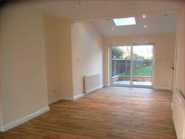  Image of 3 bedroom Semi-Detached house for sale in Valley View Barnet EN5 at Valley View  Barnet, EN5 2NY
