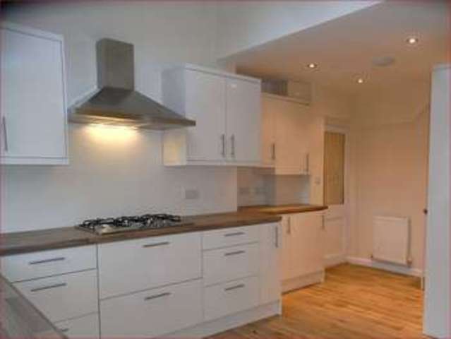  Image of 3 bedroom Semi-Detached house for sale in Valley View Barnet EN5 at Valley View  Barnet, EN5 2NY