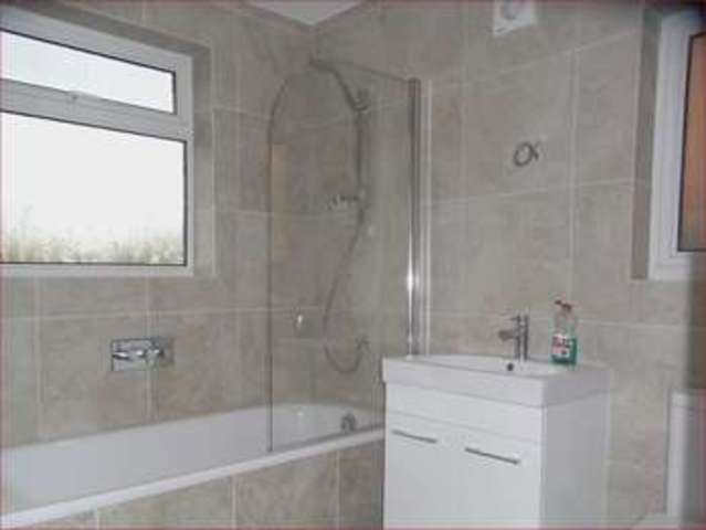  Image of 3 bedroom Semi-Detached house for sale in Valley View Barnet EN5 at Valley View  Barnet, EN5 2NY