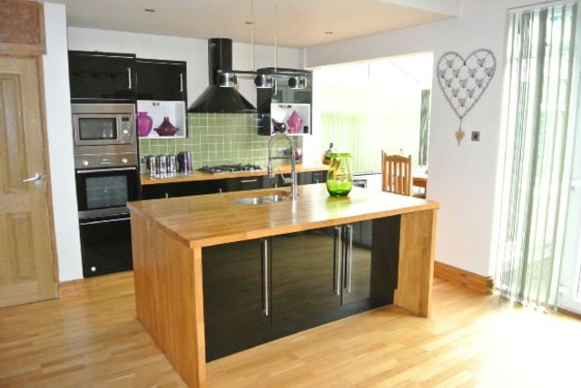  Image of 3 bedroom Detached house for sale in Valmont Road Bramcote Nottingham NG9 at Valmont Road  Bramcote, NG9 3JL