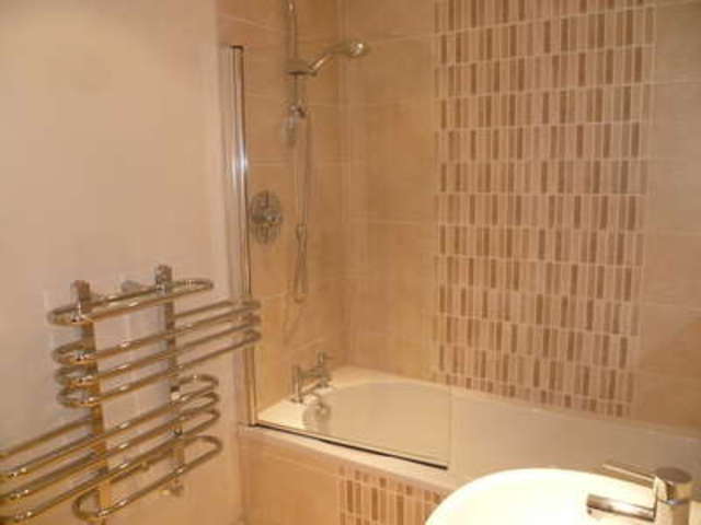  Image of 1 bedroom Town House to rent in Vicarage Drive Beckenham BR3 at Beckenham Kent Beckenham, BR3 1JW