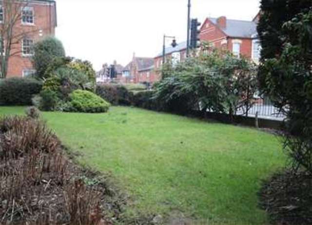  Image of 1 bedroom Flat for sale in Victoria Court Henley-on-Thames RG9 at Henley-On-Thames, RG9 1XG