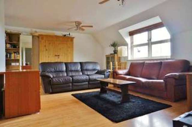  Image of 2 bedroom Flat for sale in Vintner Road Abingdon OX14 at Abingdon, OX14 3PF