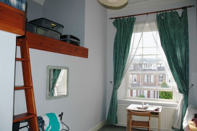  Image of 2 bedroom Flat for sale in Vyvyan Terrace Clifton Bristol BS8 at Clifton Clifton Bristol, BS8 3DF