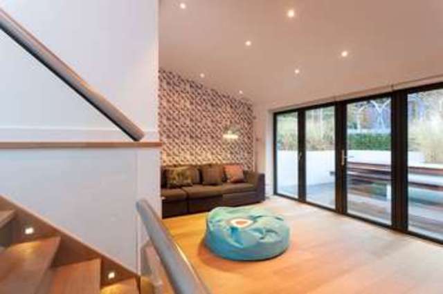  Image of 3 bedroom Detached house for sale in North Wallington Fareham PO16 at Wallington Fareham Hampshire, PO16 8TJ